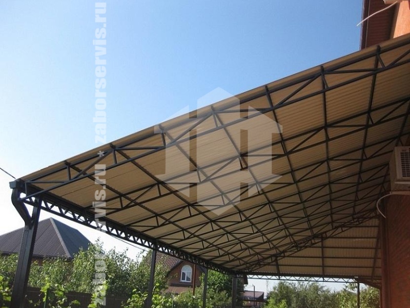 Навес из профнастила пример 7