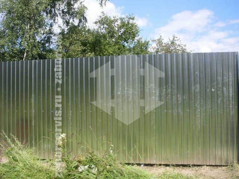 Забор из профнастила оцинкованный 71 метр